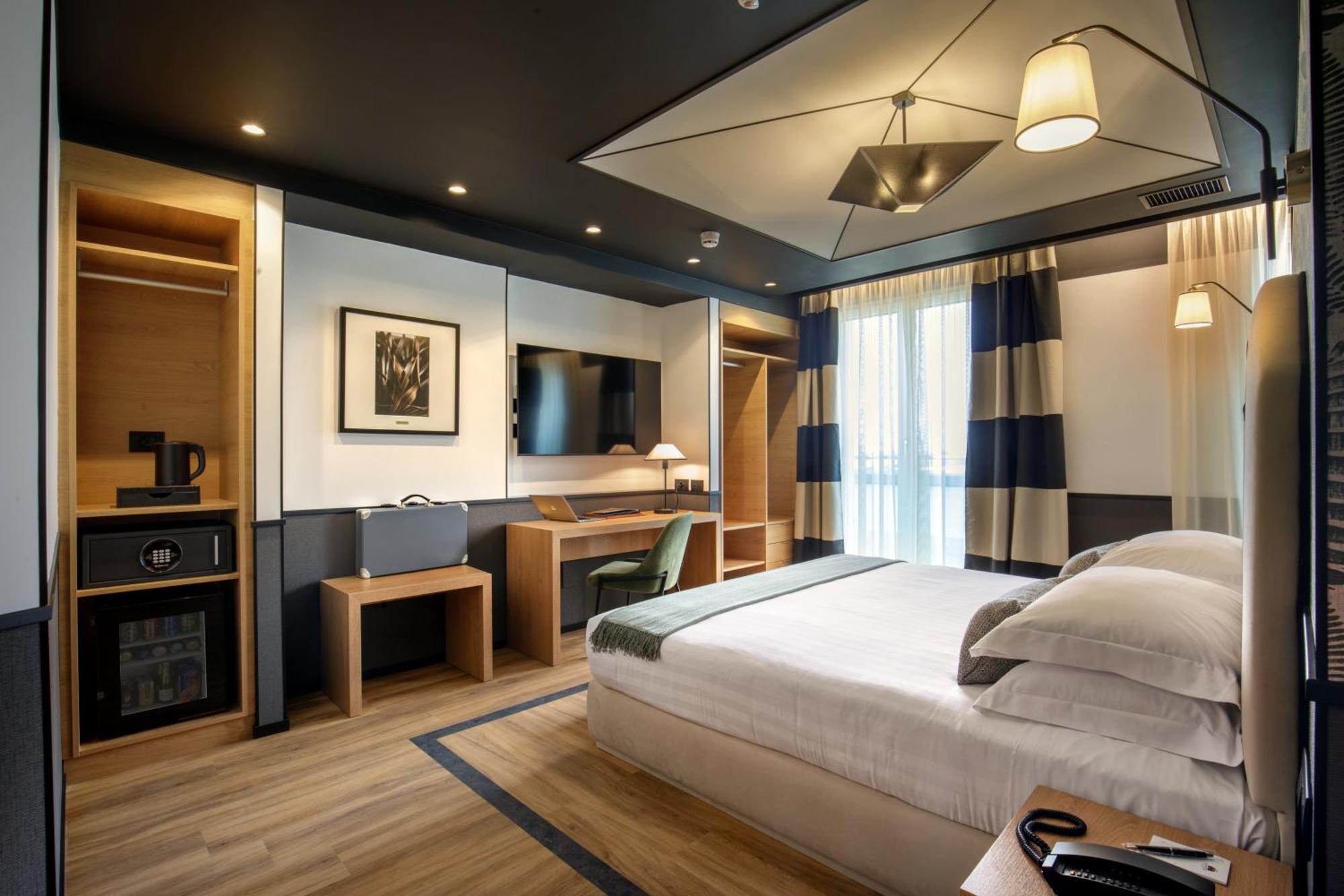 Hotel Domidea Рим Екстер'єр фото