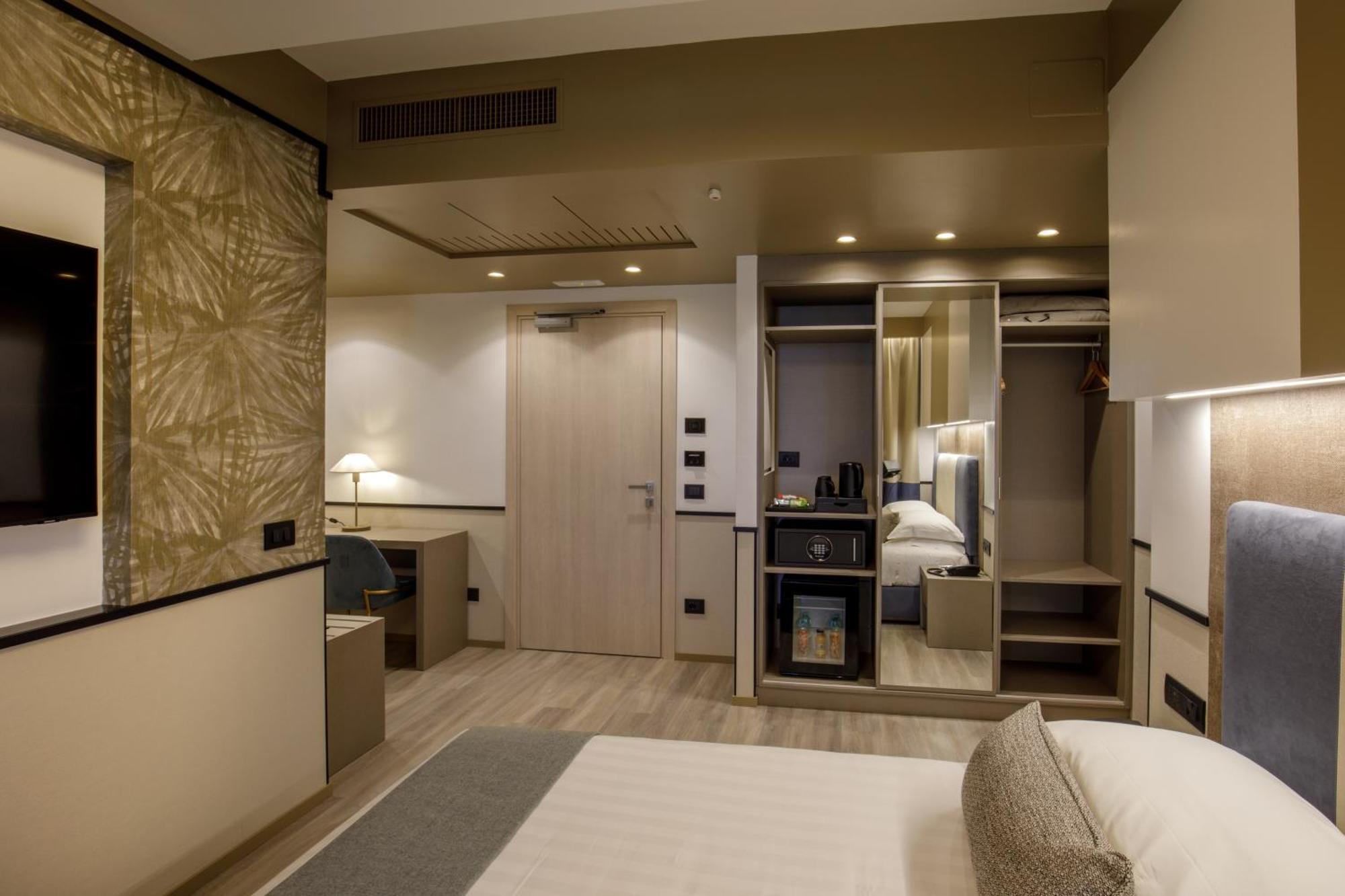 Hotel Domidea Рим Екстер'єр фото